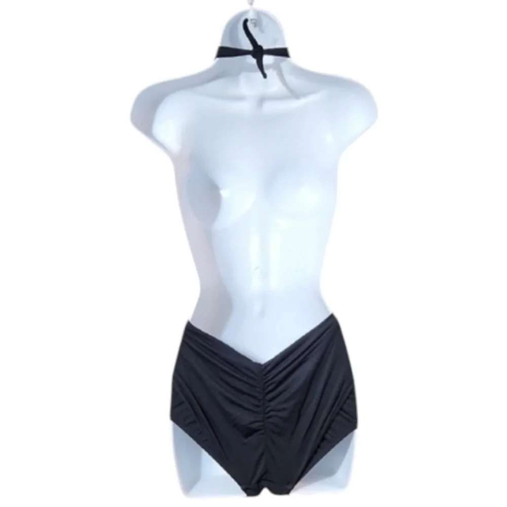 Carmen Marc Valvo Elegant Black Swimwear
